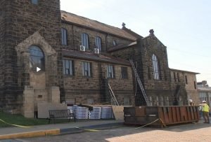 roofer killed, 3 injured