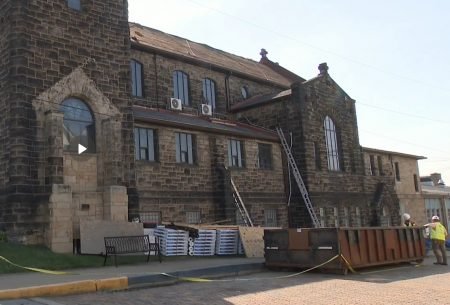 roofer killed, 3 injured